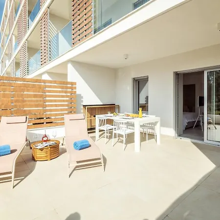 公寓 View With Pool