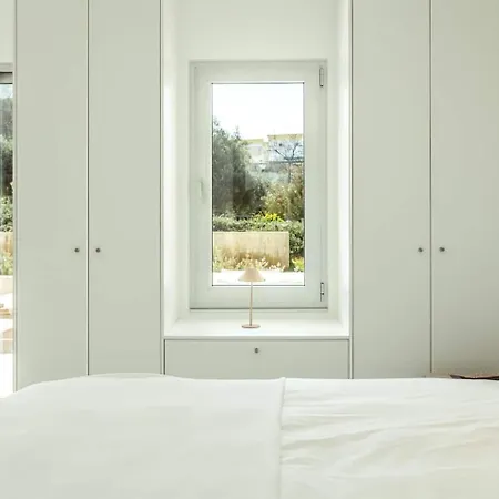 View With Pool 公寓 *