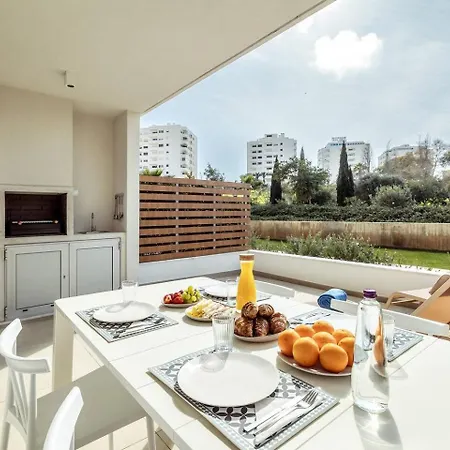 Appartamento View With Pool Albufeira