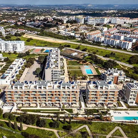 Appartamento View With Pool