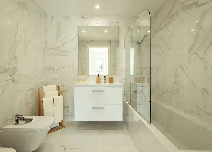 View With Pool 阿尔布费拉