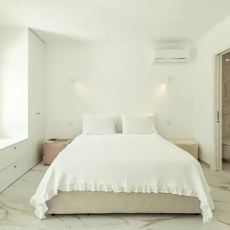 View With Pool Apartmán *